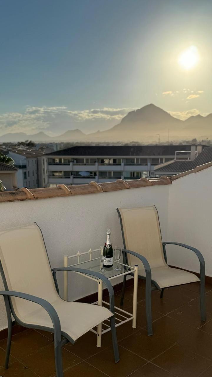 Penthouse In Albir With Sea Views, 100M From Beach 알비르 객실 사진