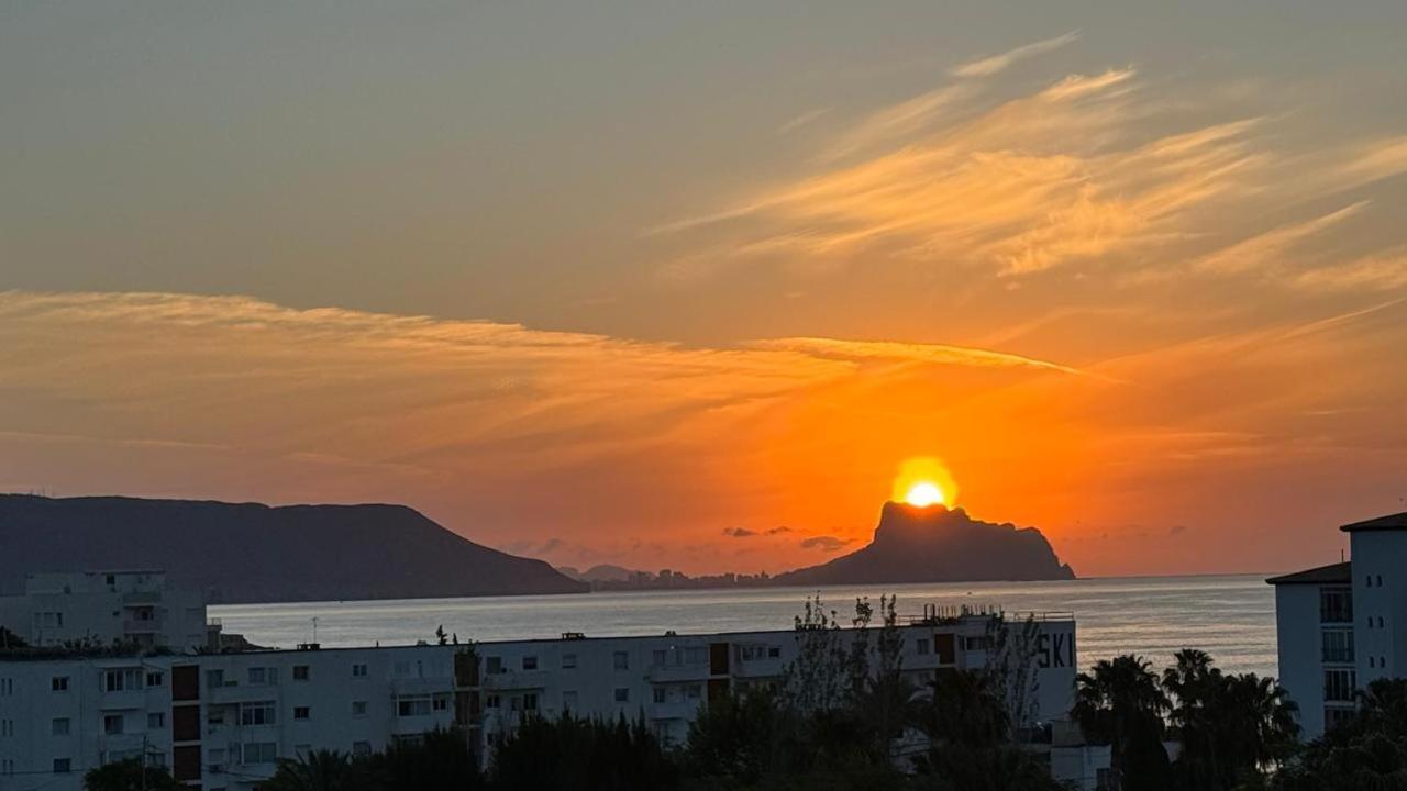 Penthouse In Albir With Sea Views, 100M From Beach 알비르 외부 사진